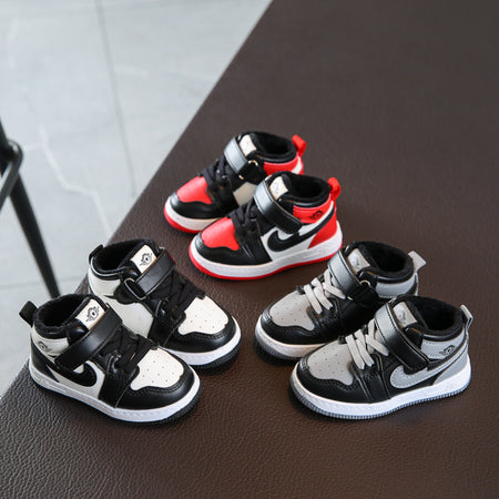 Air Inspired Sneakers