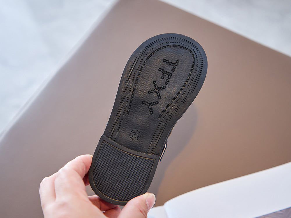Applique Detail Leather Shoes