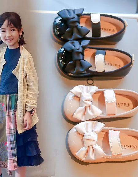 Sweet Knotted Bow Patent Shoe.