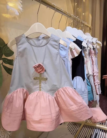 Pretty Flower Embossed Dress