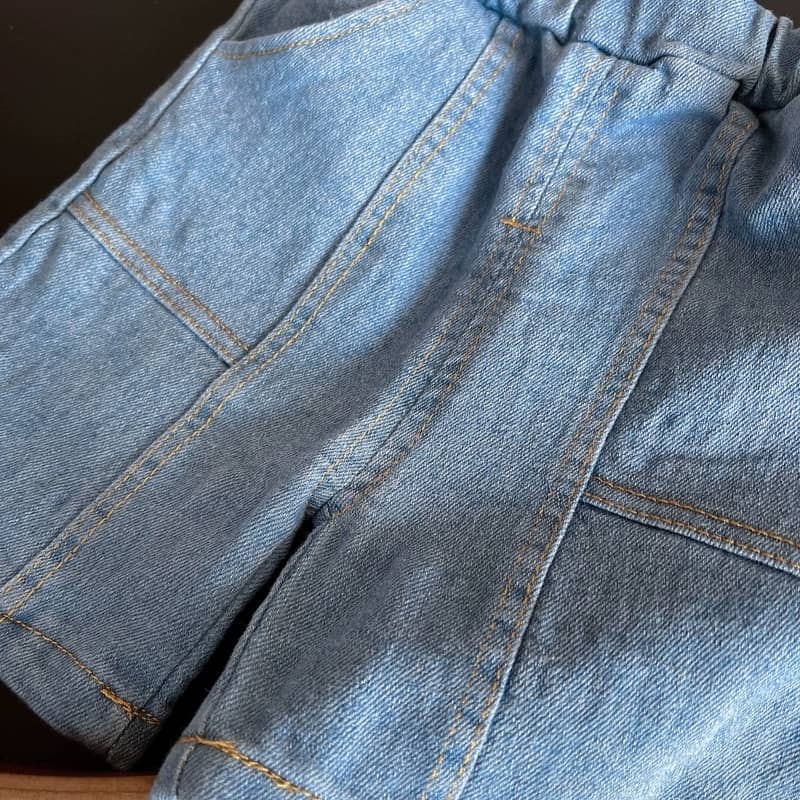 Vibrant Print Shirt and Denim Shorts Duo