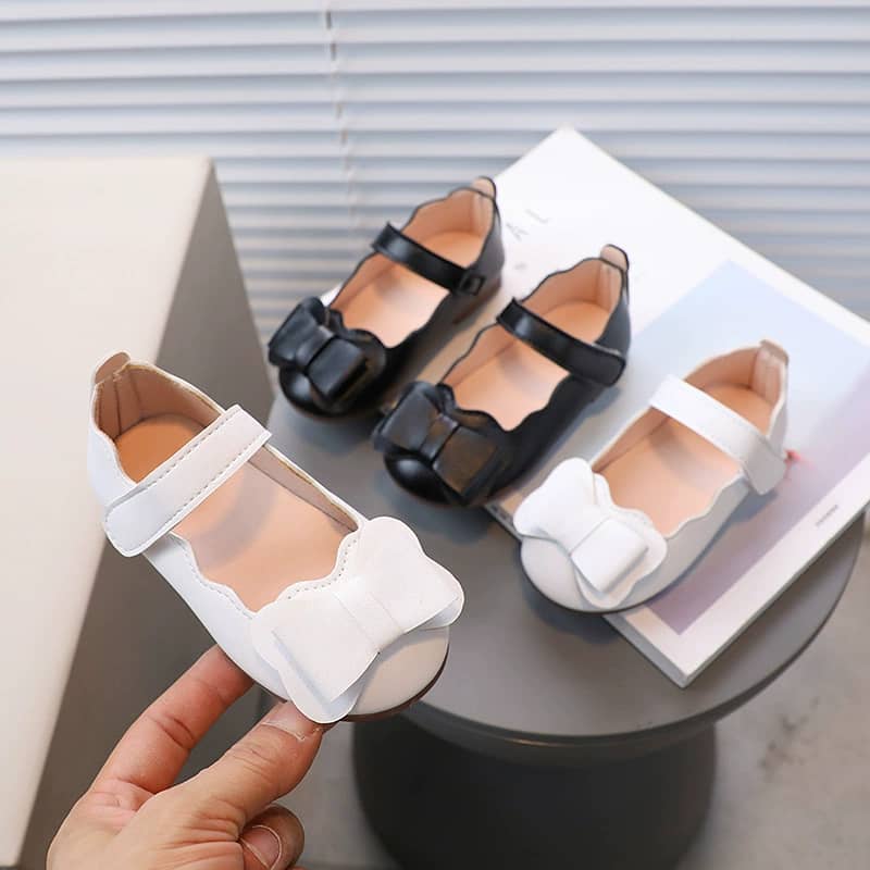 Luna Scalloped Bow Shoes