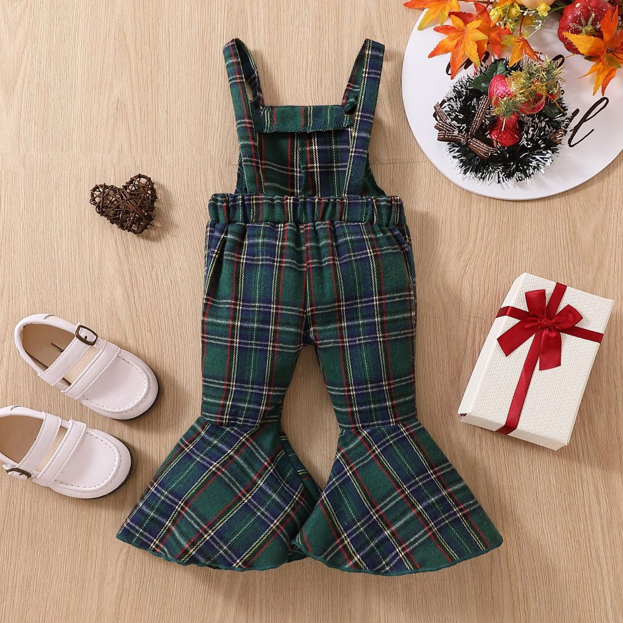 Knot Style Tartan Dungs with Flare Detail
