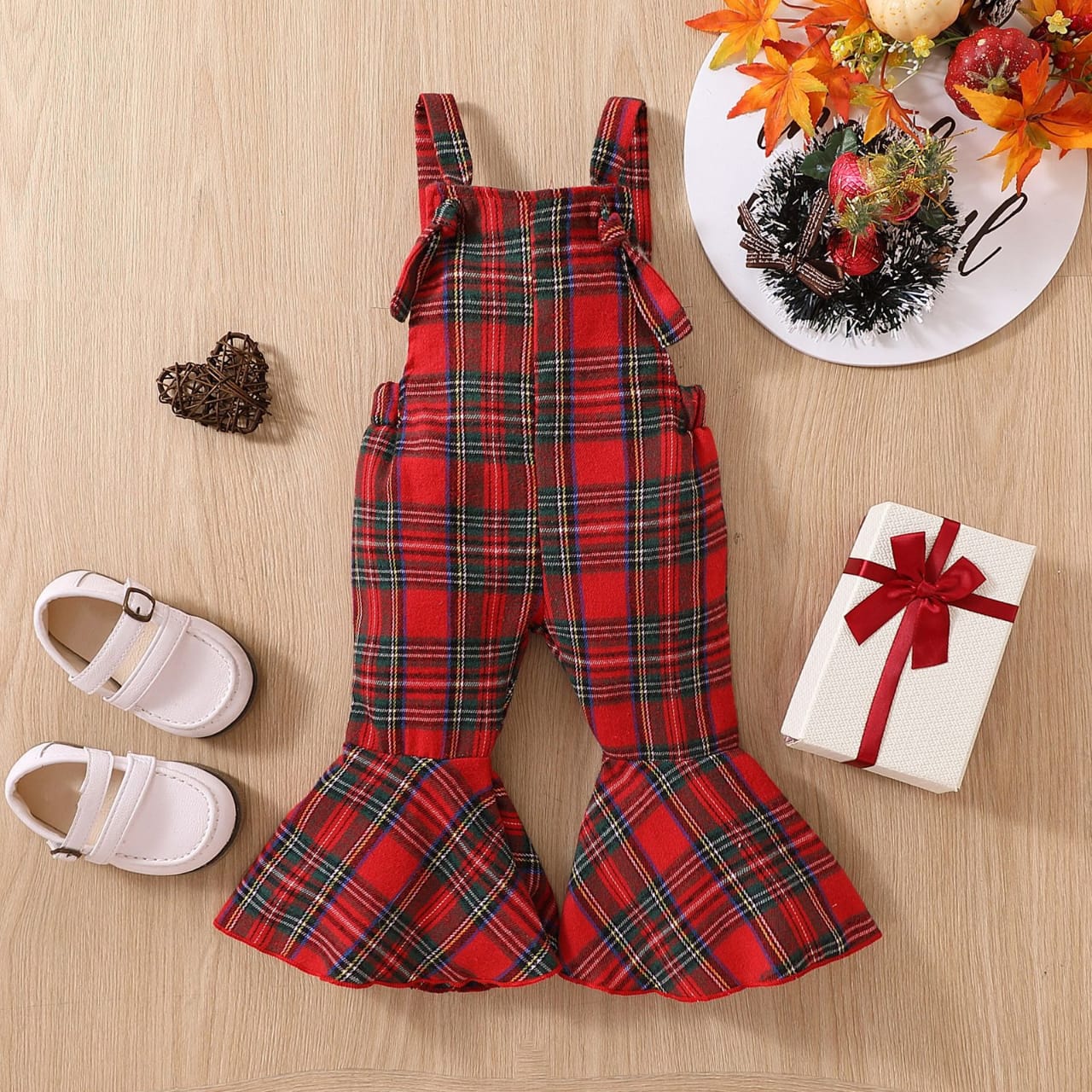 Knot Style Tartan Dungs with Flare Detail
