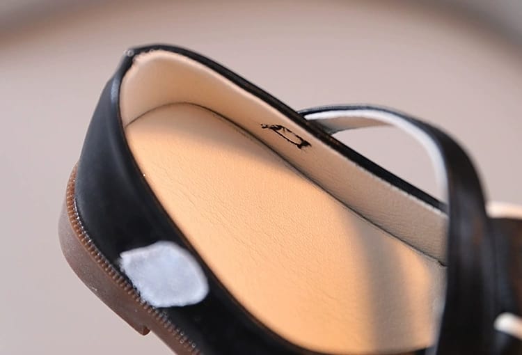 Smart Glossy Matte Girls Flat