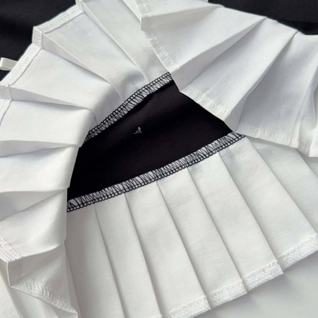 Bow Detailed Pleated Hem Dress