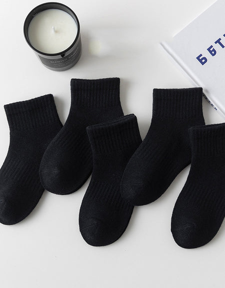 Classic Black Ribbed Socks