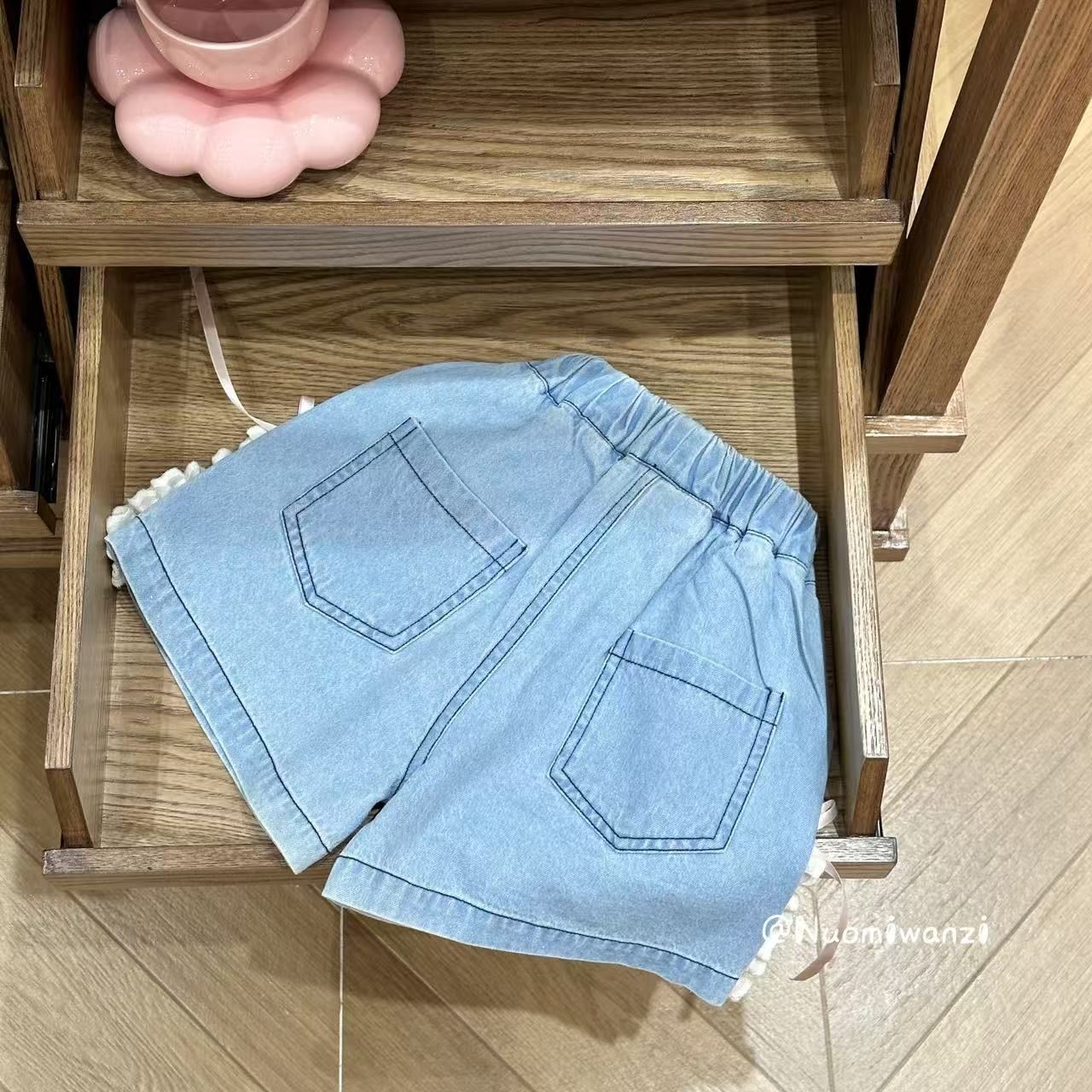 Lily & Lace Ruffle Denim Shorts