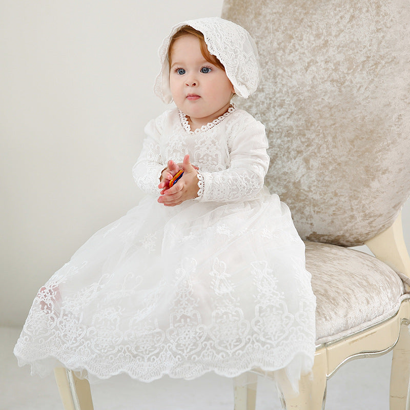 Elegant Vintage Lace Christening Gown & Bonnet Set
