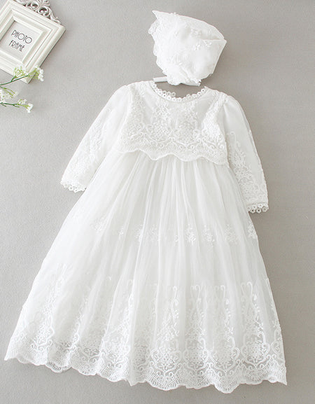 Elegant Vintage Lace Christening Gown & Bonnet Set