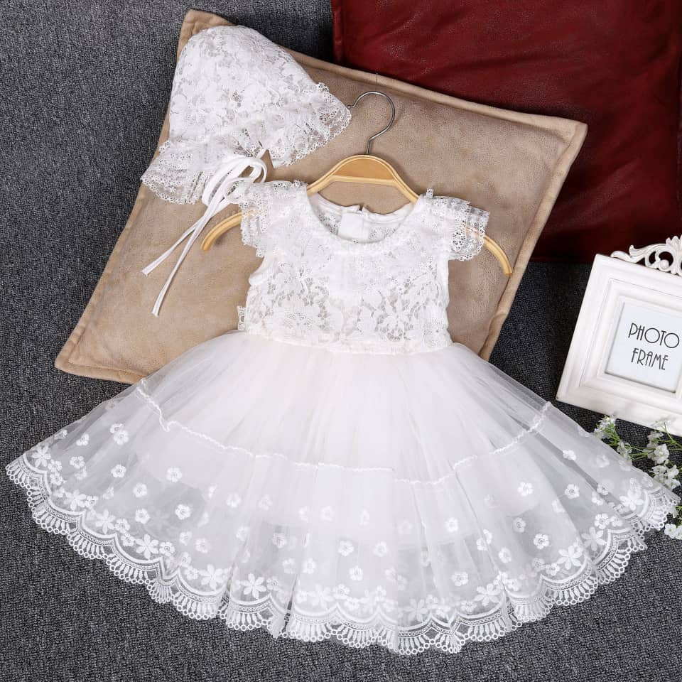 Sleeveless Vintage Lace Baby Christening Gown & Bonnet Set