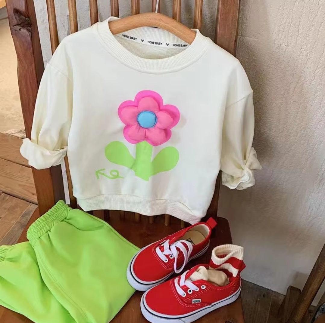 3D Flower Sweatshirt and Sweatpants Set