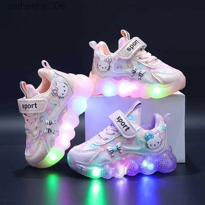Hello Kitty Light Up Girls' Sneakers.