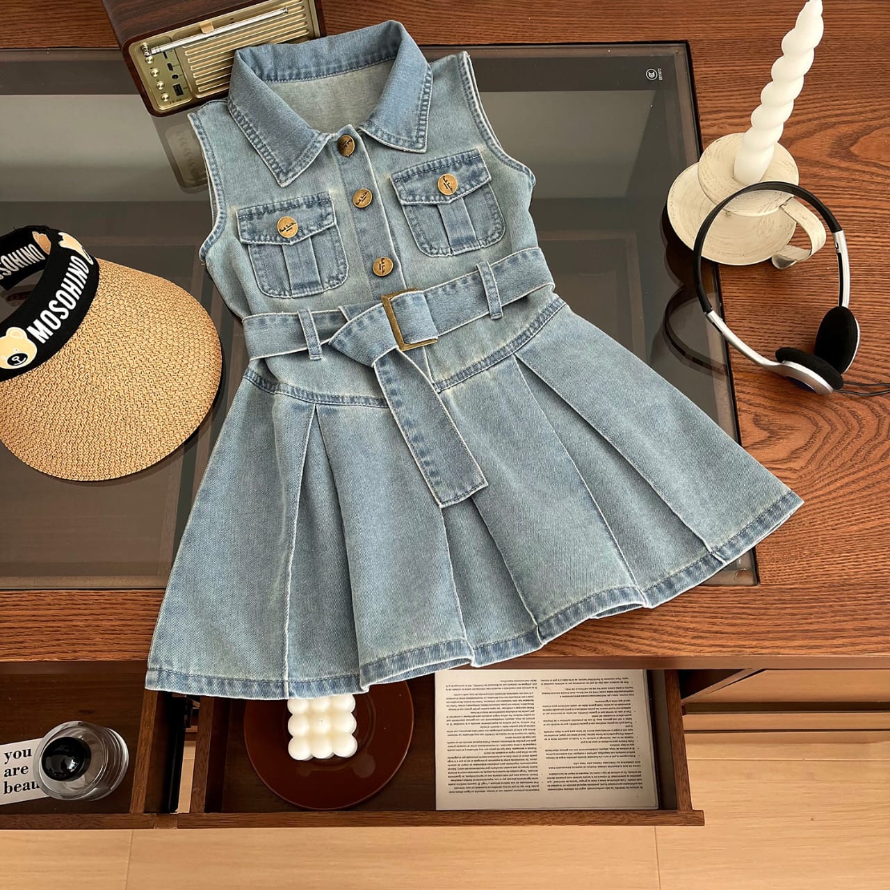 Classic Belted Denim Dress – Light Wash