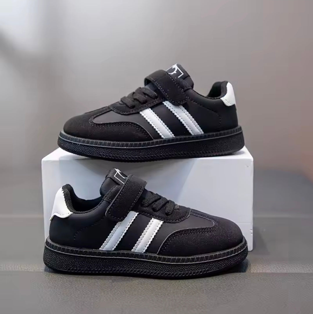 ZoomFlex Grip Racer Sneakers