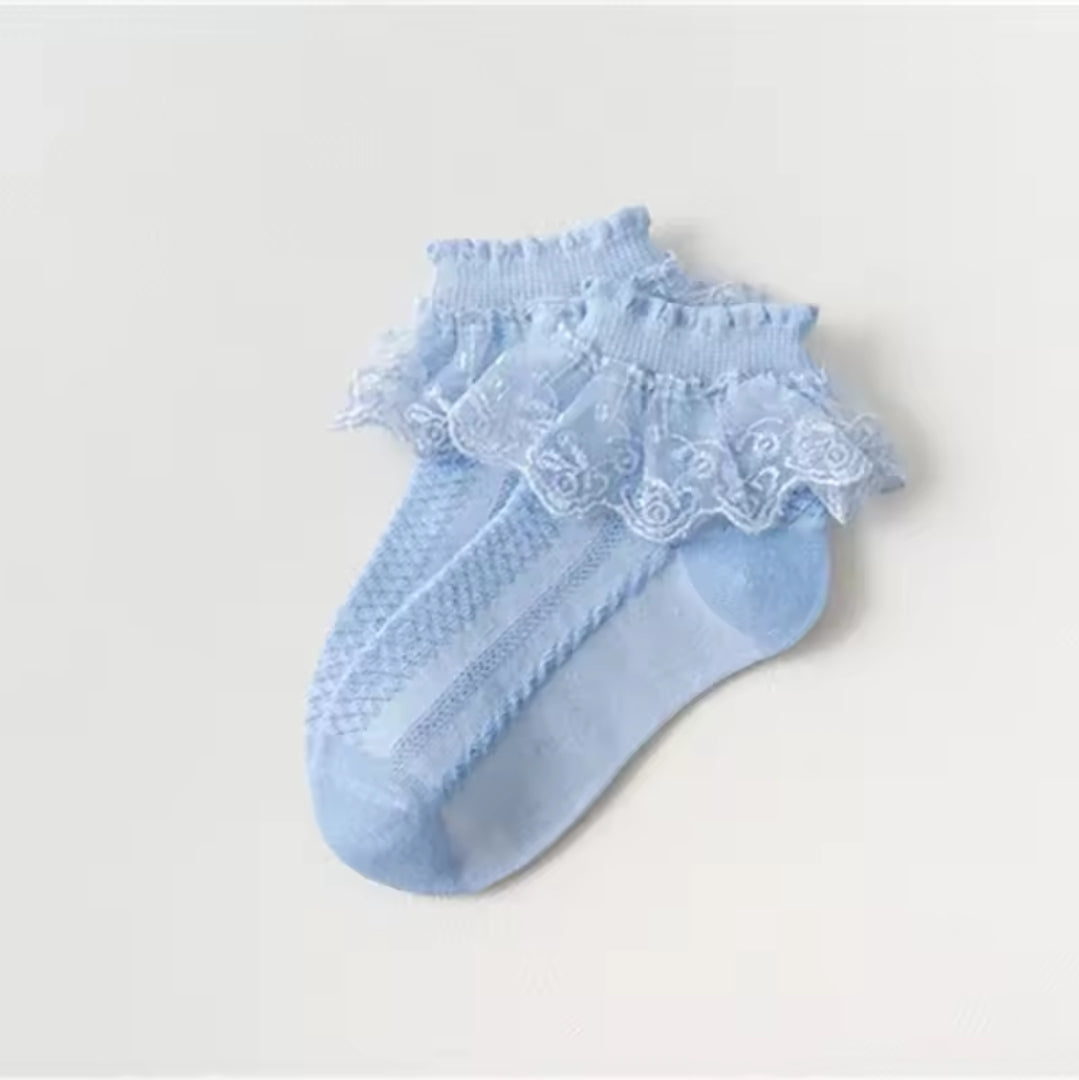 Scalloped Lace Frill Socks