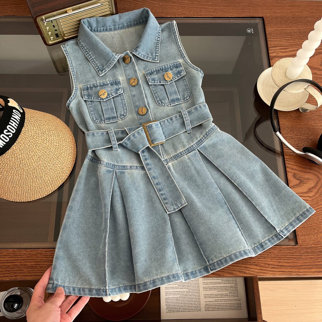 Classic Belted Denim Dress – Light Wash