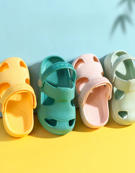 Unisex Fashionable Kids Clogs