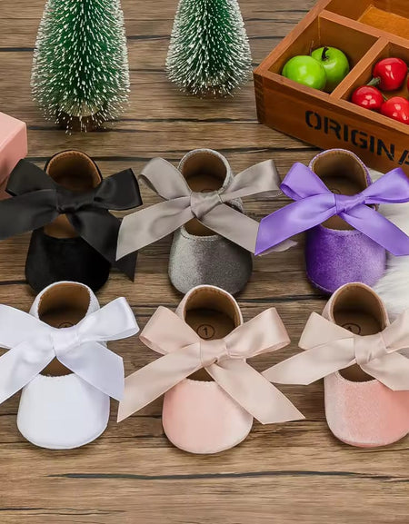 Ribbon Knot-up Velvet Baby Shoes