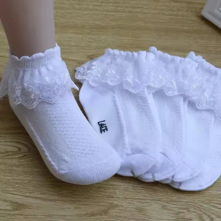 Scalloped Lace Frill Socks