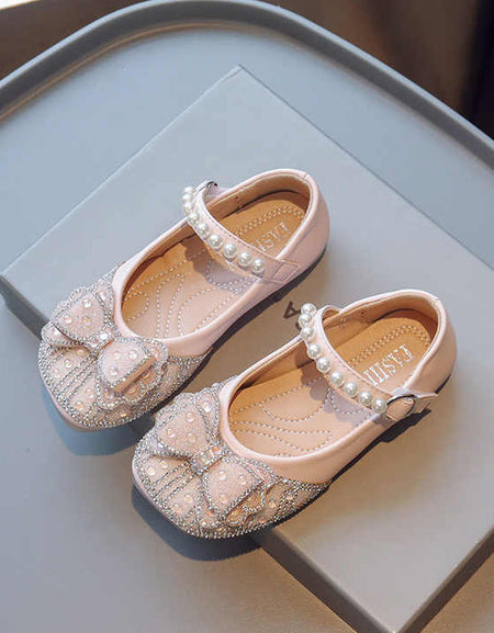 Fancy Decked Out Bowknot Pearl Strap Shoe