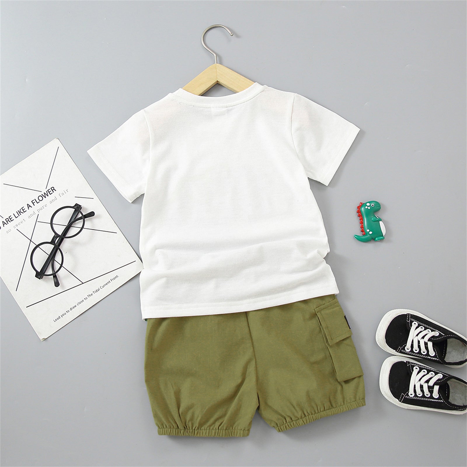 Dinosaur T-Shirt & Baggy Shorts Style Set