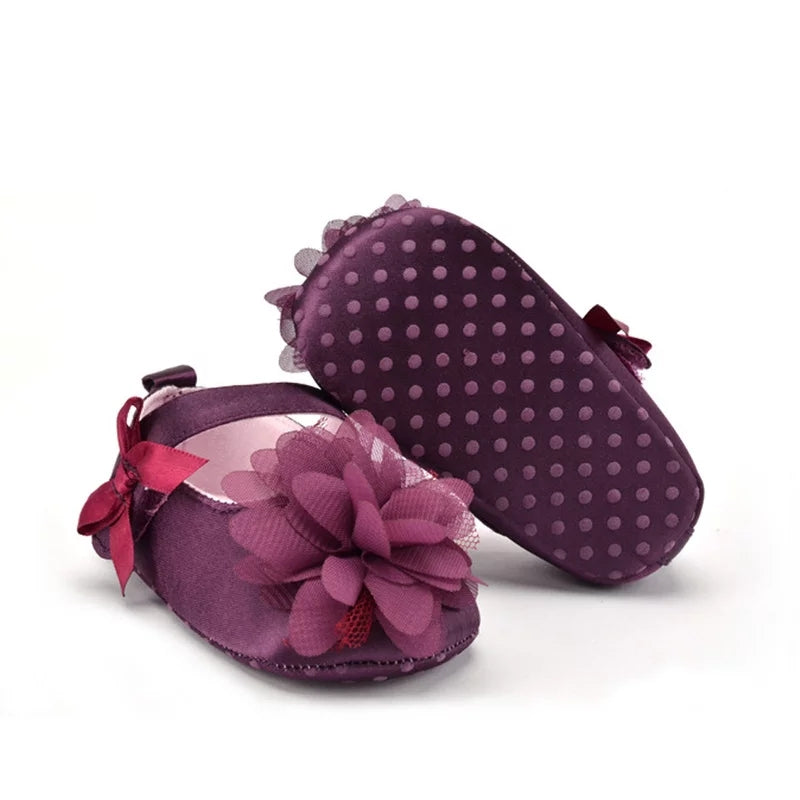 Cute Ruffle ball Baby Shoes