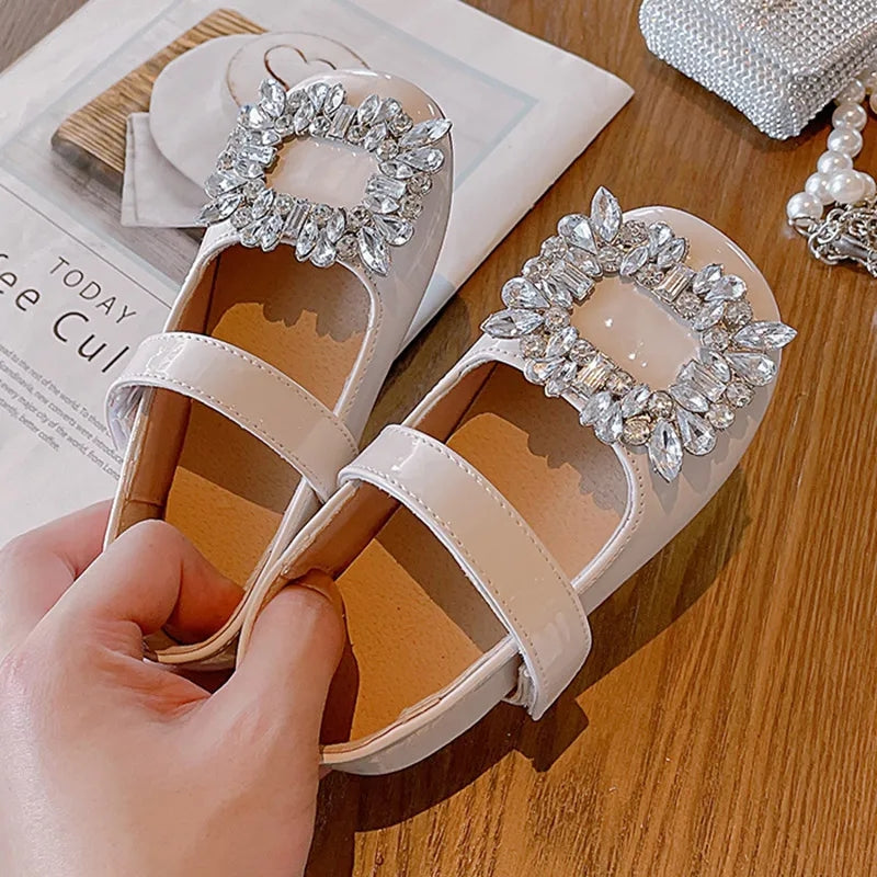 Square Diamond Glossy Shoes