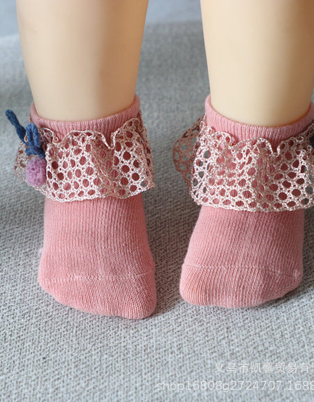Cute Pom Pom Threaded Socks