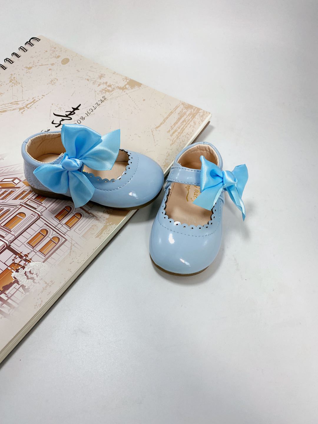 Patent Bow Shoes