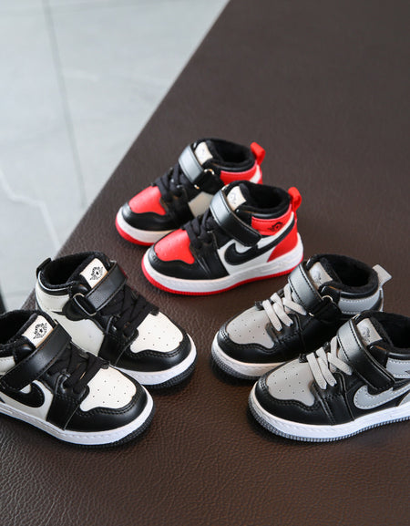 Air Inspired Sneakers