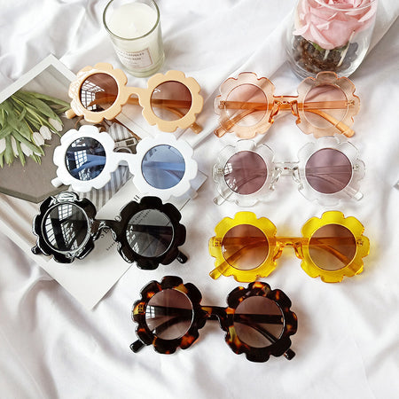 Cute Kids Flower Sunglasses / Eyewear