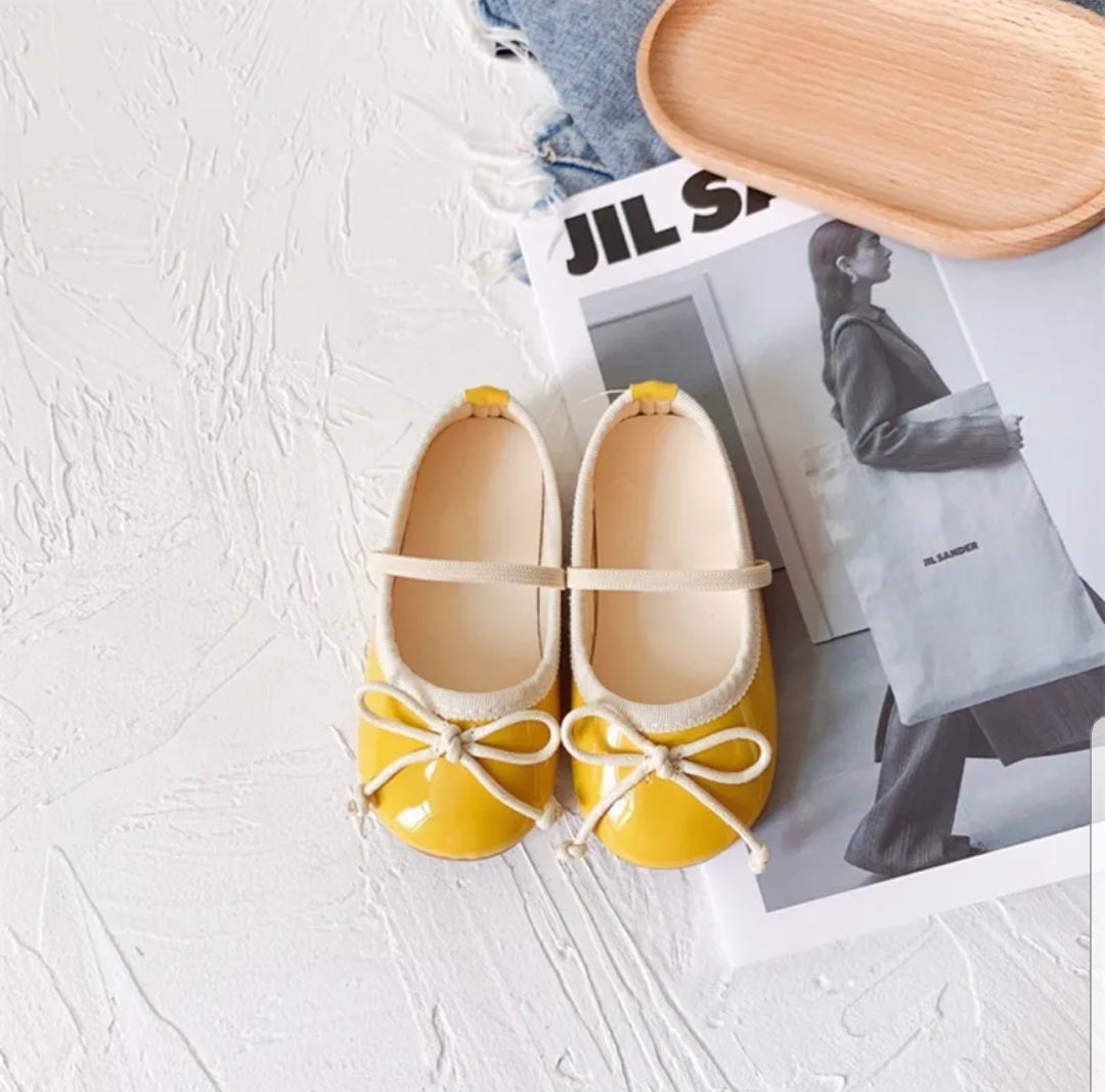 Baby Girl Glossy Flat Shoes