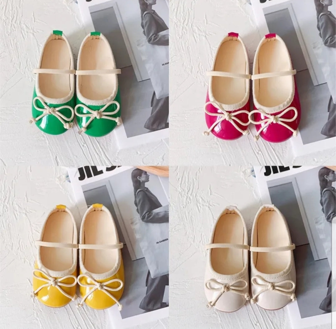 Baby Girl Glossy Flat Shoes